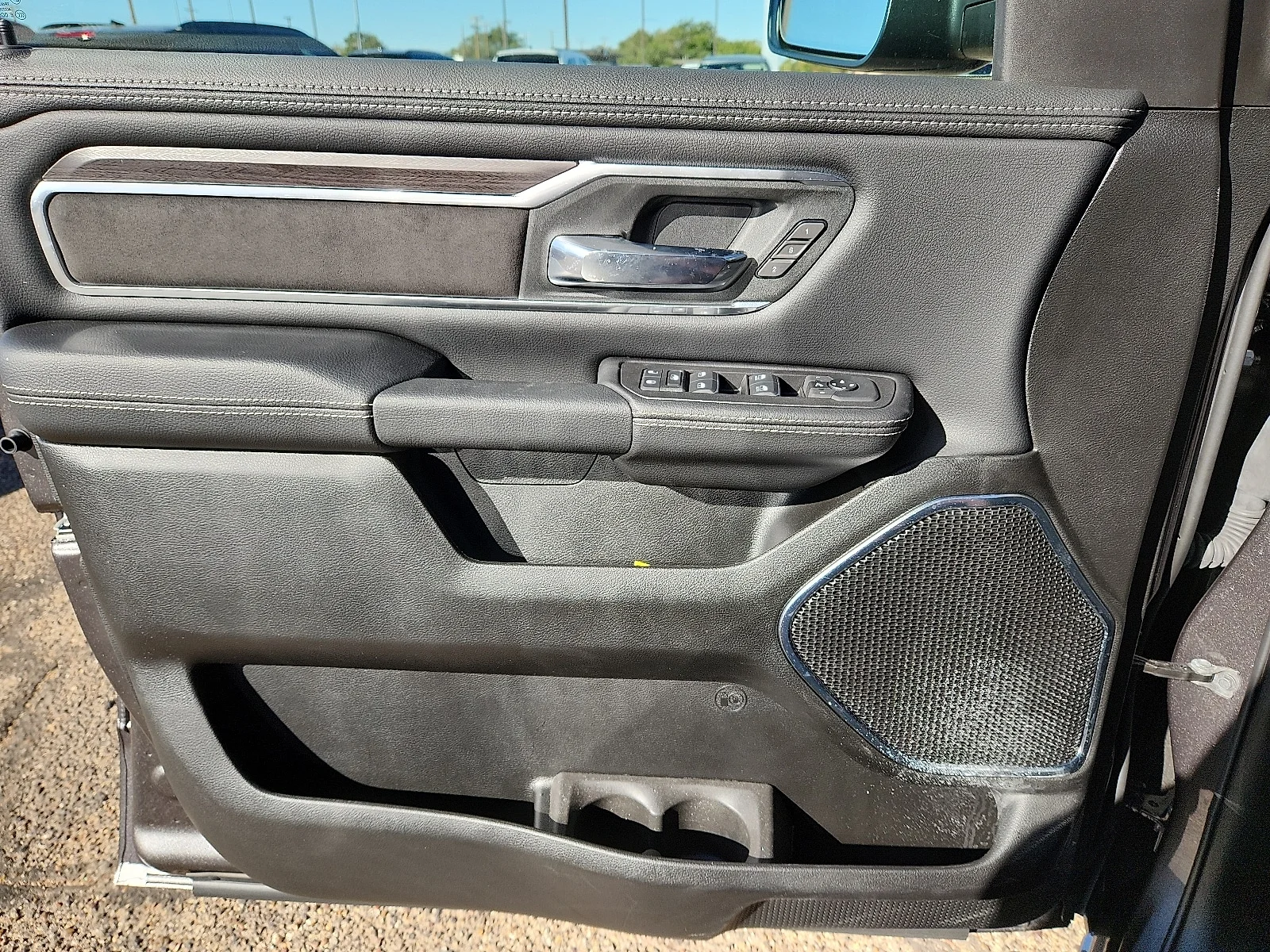 New 2026 PAU Granite Cry Ram LARAMIE CREW CAB 4X4 5