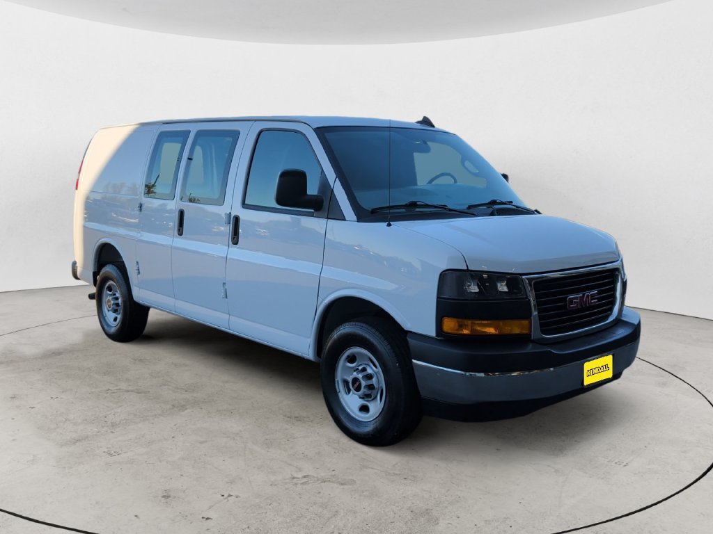 Used 2025 White GMC Work Van image 5