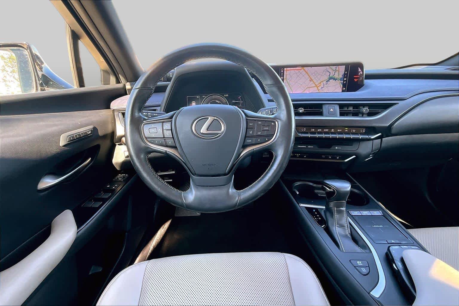 Used 2019 Eminent White Pearl Lexus Luxury image 6