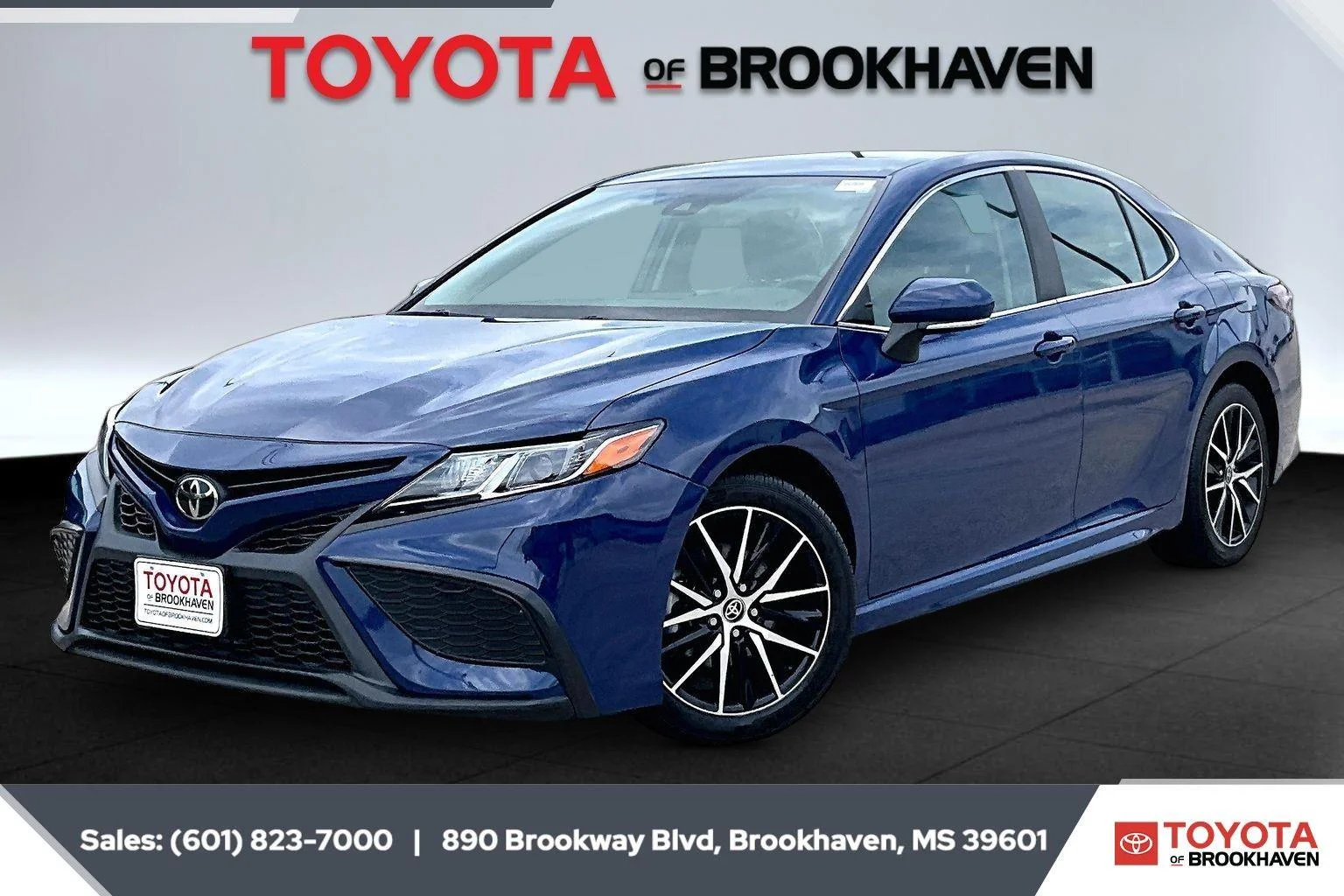 Used 2024 Reservoir Blue Toyota SE image 10