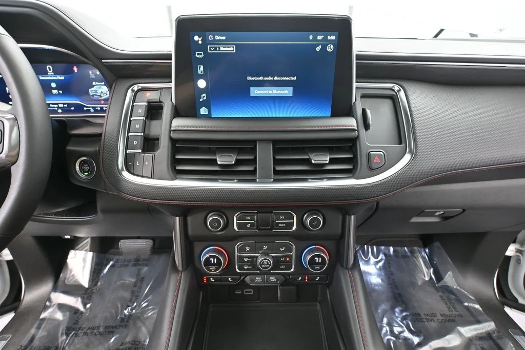 Used 2022 White Chevrolet RST image 37