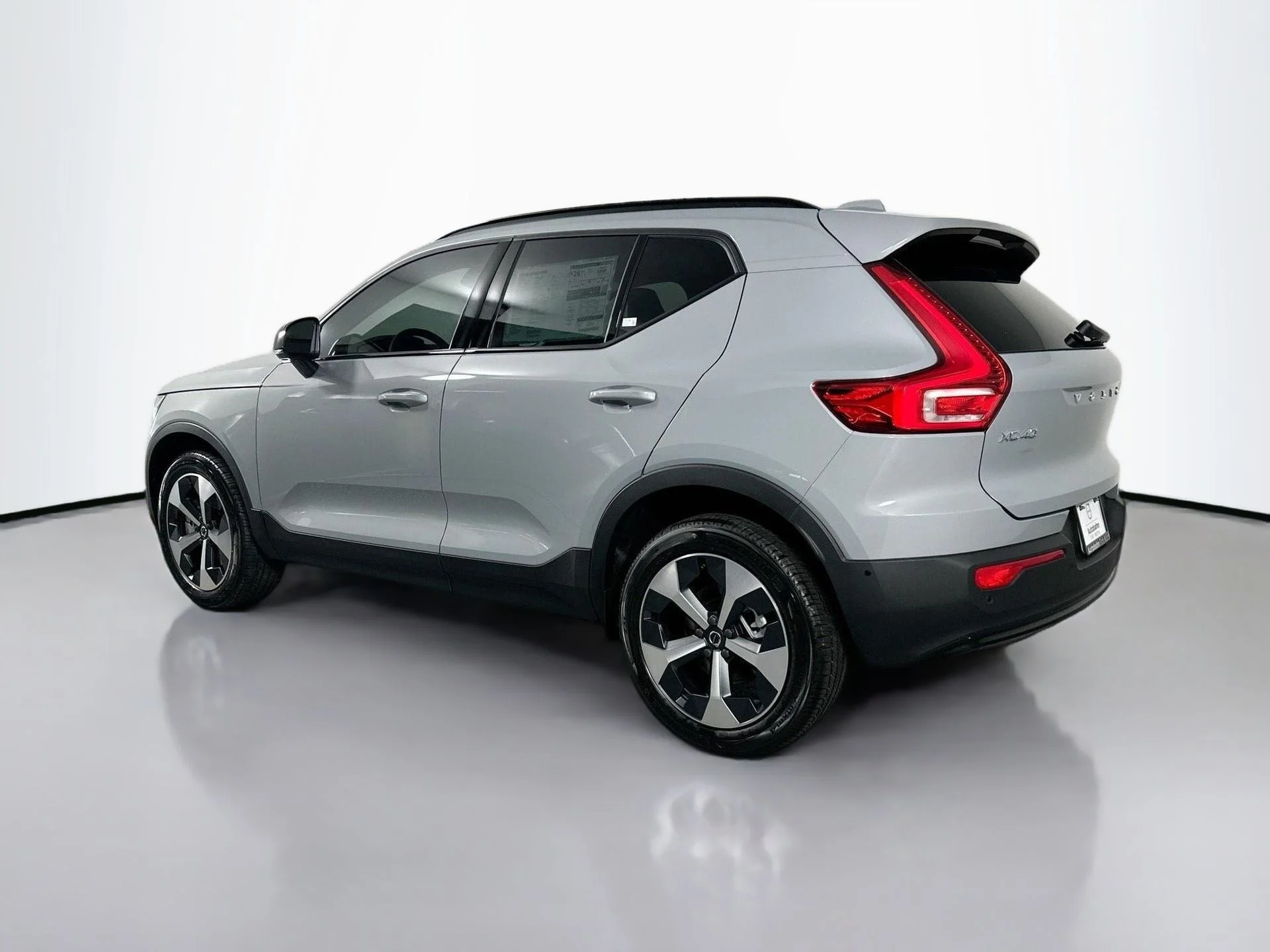 New 2026 Vapour Grey Volvo Plus image 8