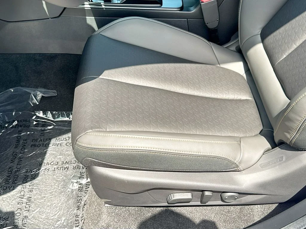 New 2026 CRYSTAL WHITE PEARL Subaru Wilderness image 23