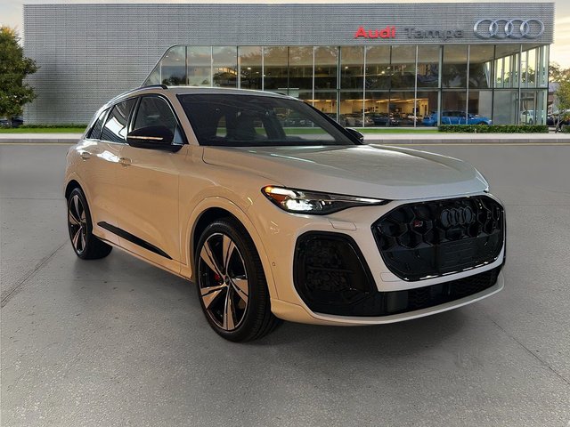 2026 Audi SQ5 Premium Plus