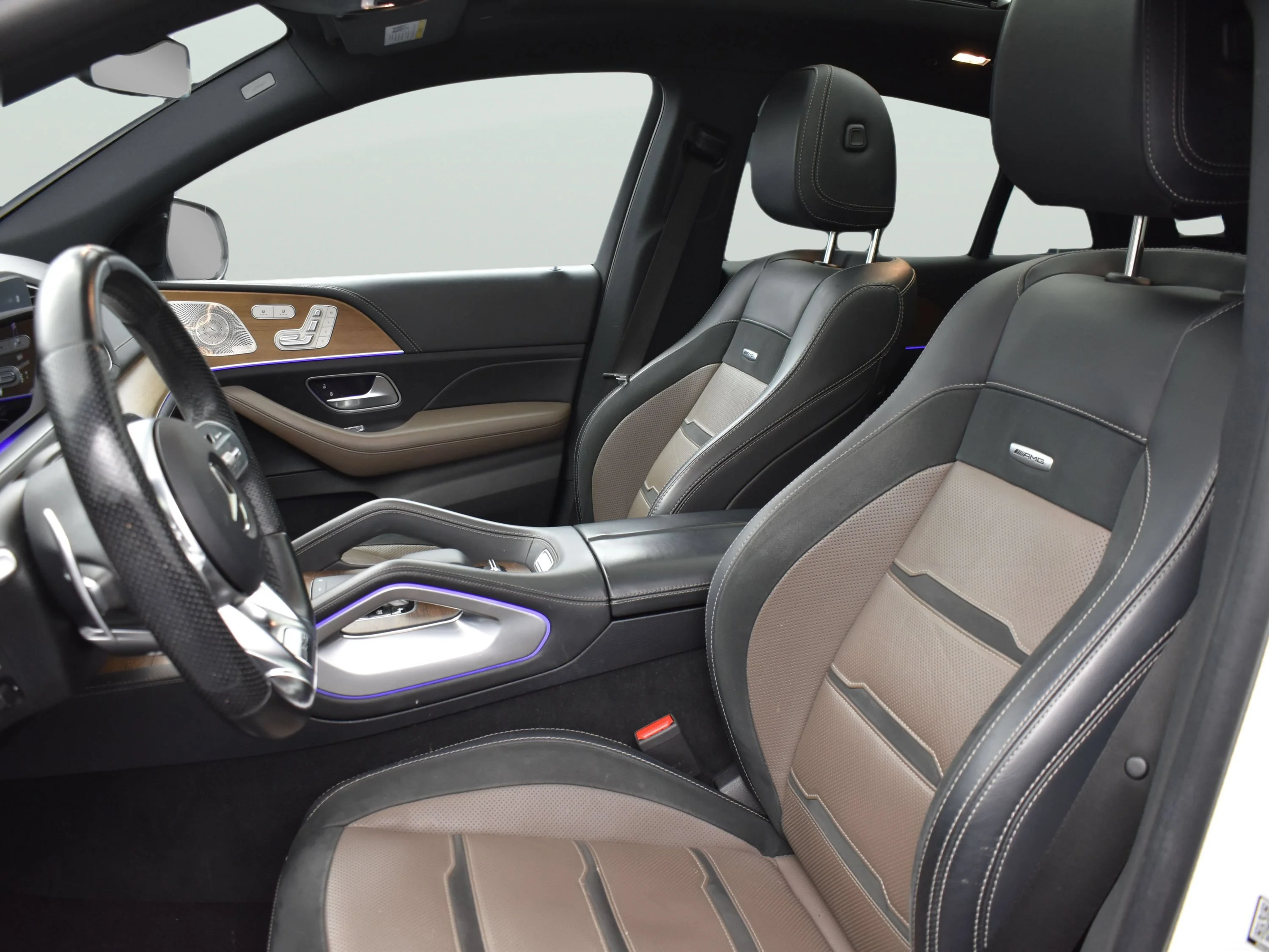 Used 2022 Polar White Mercedes-Benz AMG® GLE 53 image 25