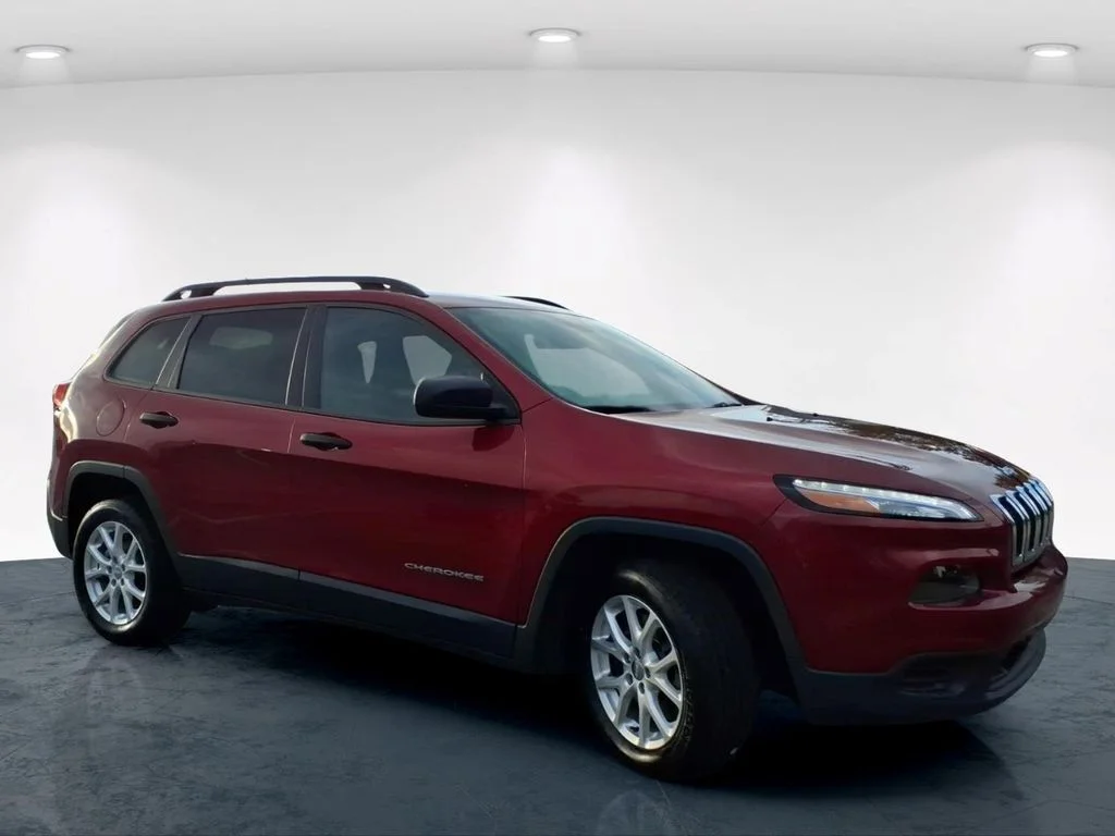 Used 2017 Red Jeep Sport image 5