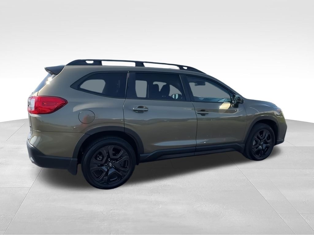Used 2025 Brown Subaru Onyx Edition image 8