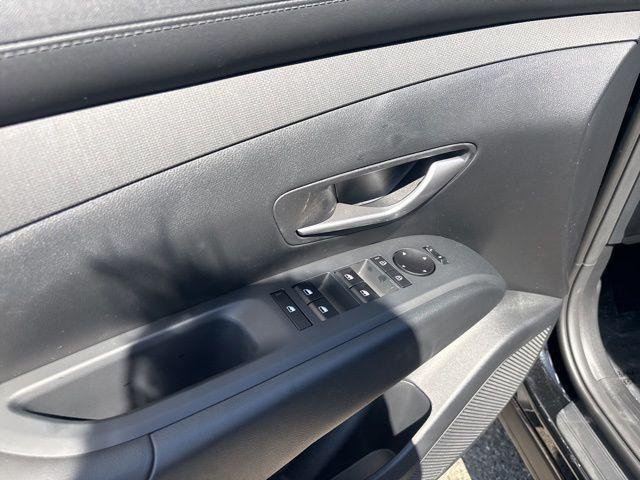 New 2026 Phantom Black Hyundai SEL Premium AWD image 16