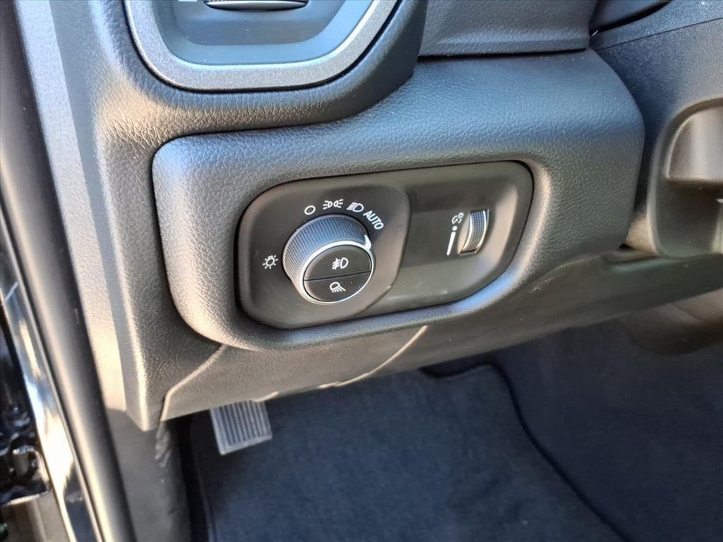 2026 RAM 2500 Tradesman/Black Express - Photo 10