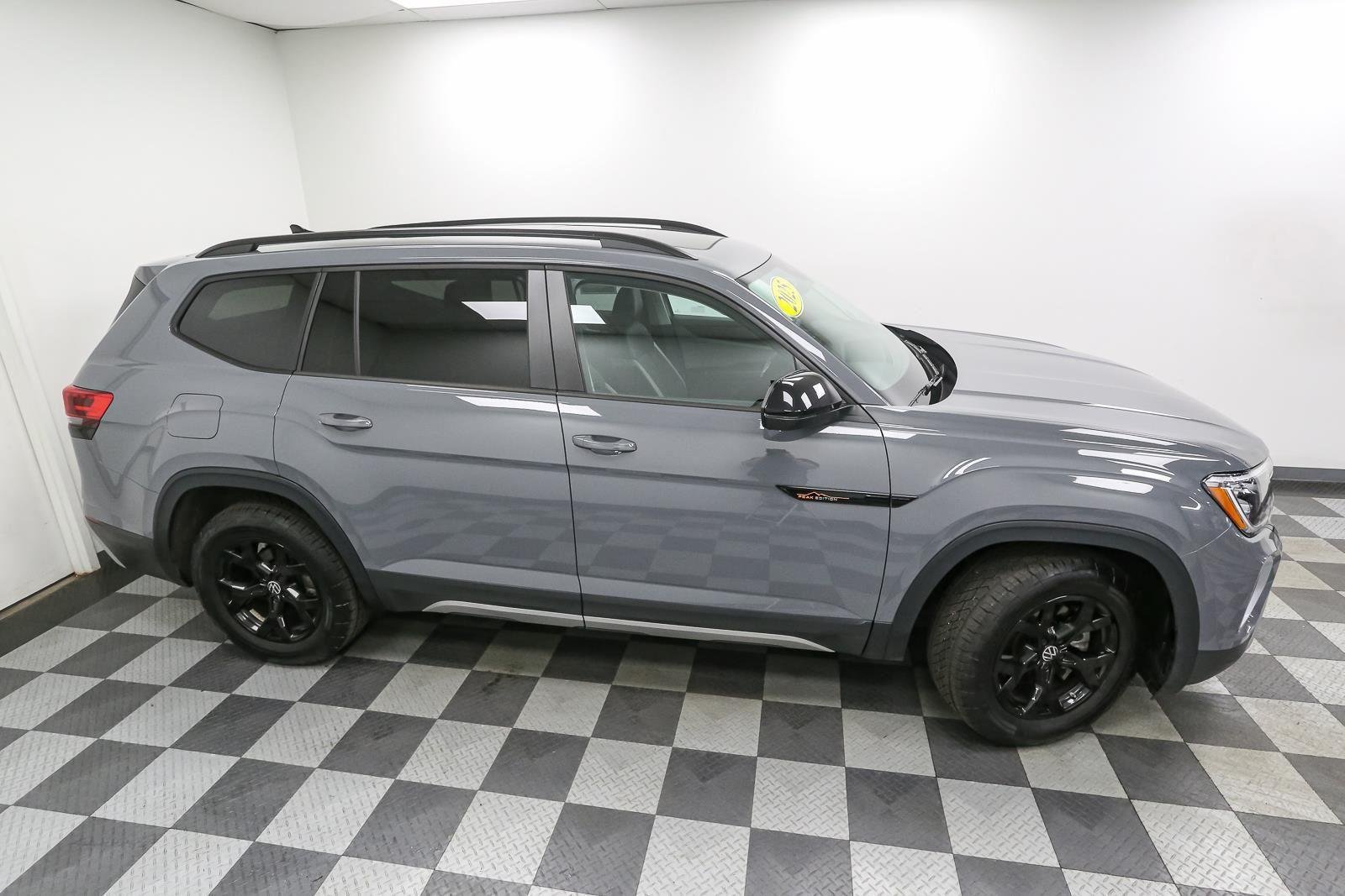 Used 2025 Pure Gray Volkswagen 2.0T Peak Edition image 6