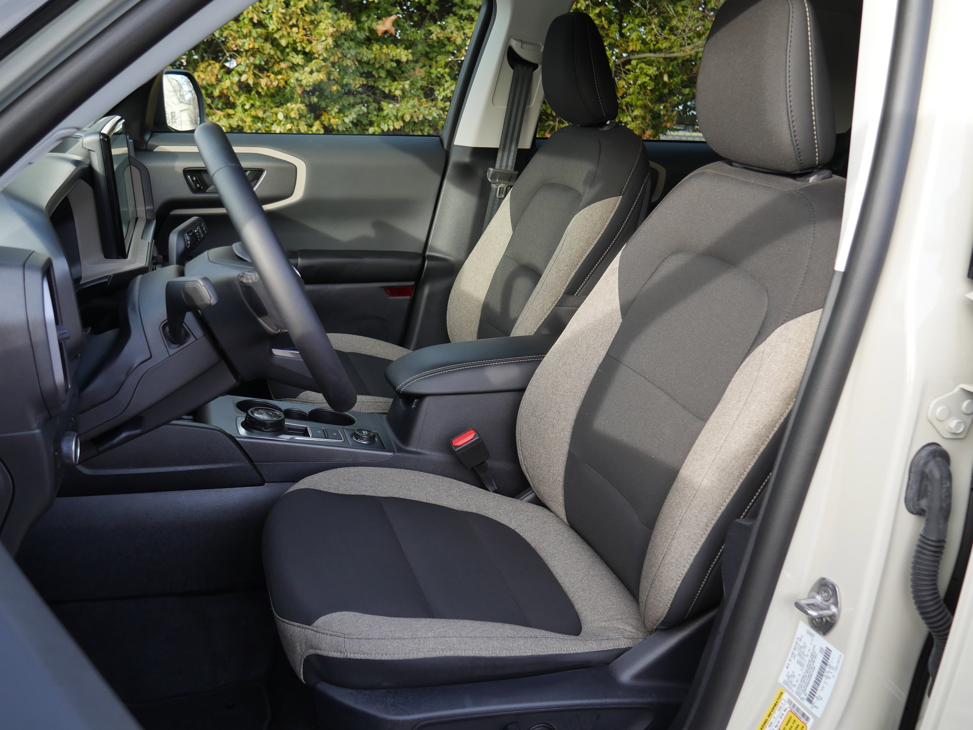 New 2025 Desert Sand Ford Big Bend® image 33