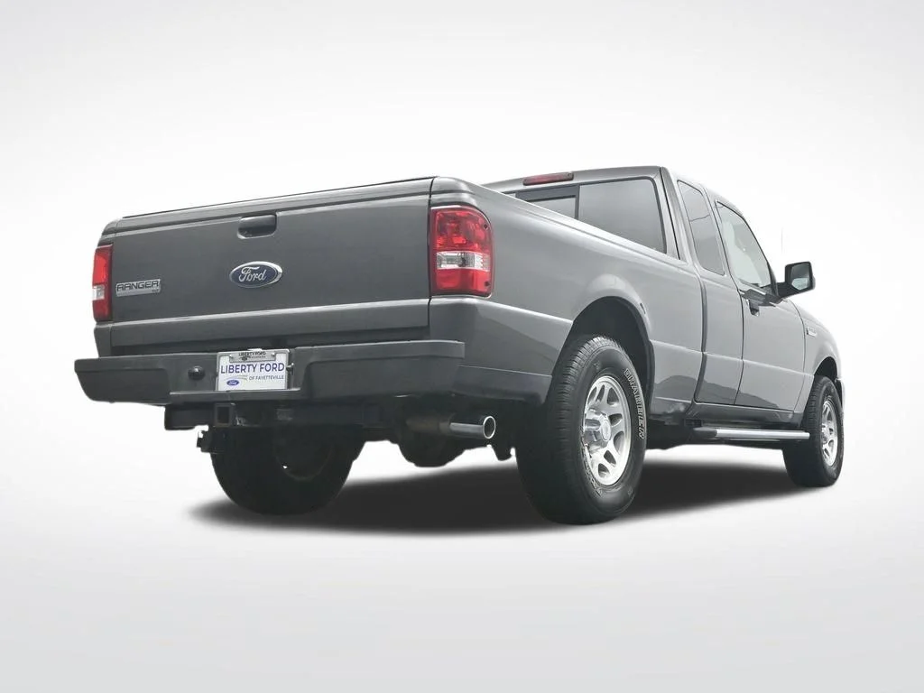 Used 2011 Dark Shadow Gray Metallic Ford XLT image 38