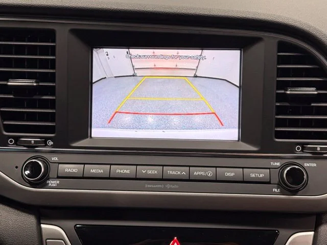 Used 2018 White Hyundai SEL image 24