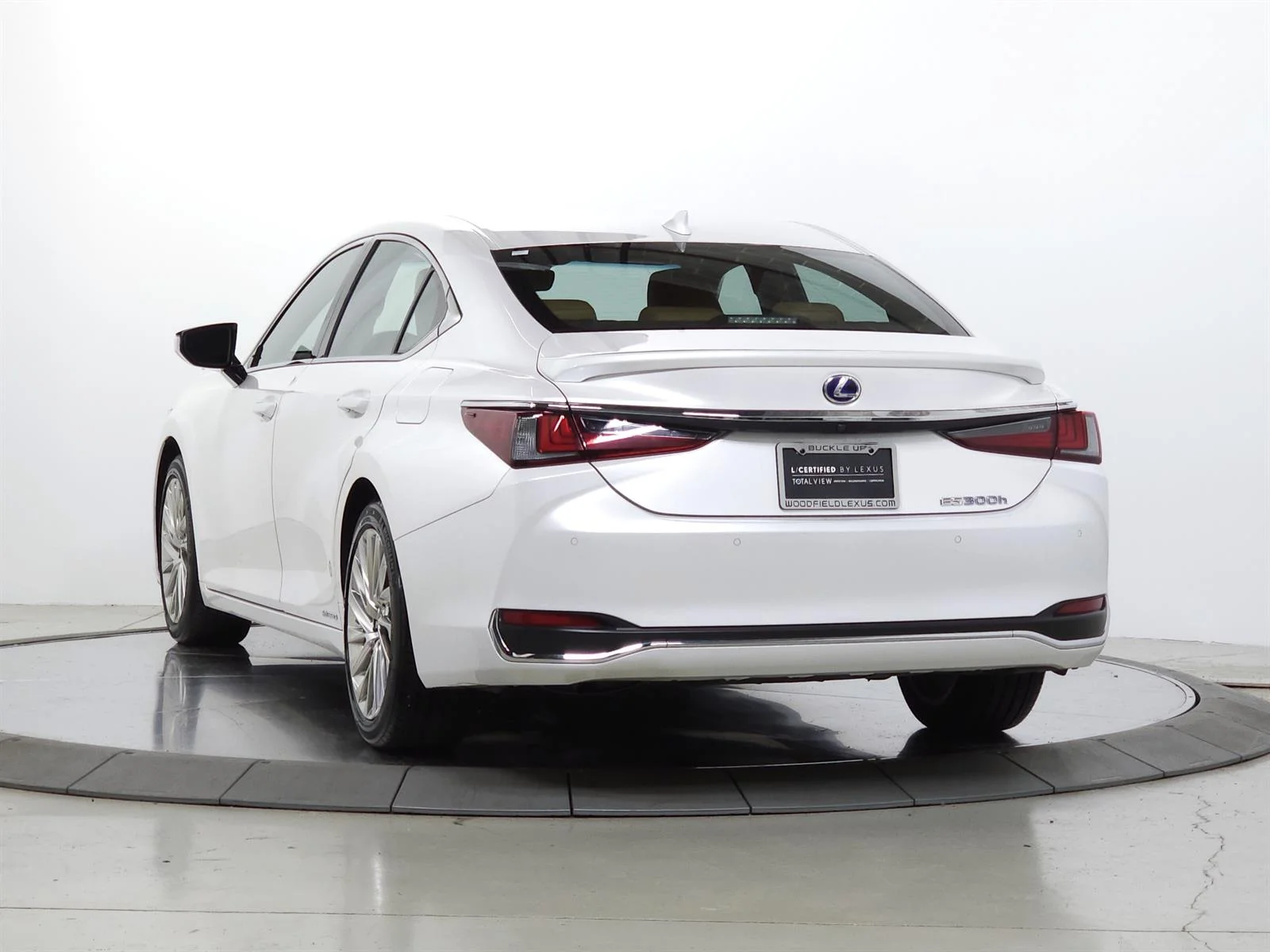 Certified Used 2020 White Lexus Luxury image 5