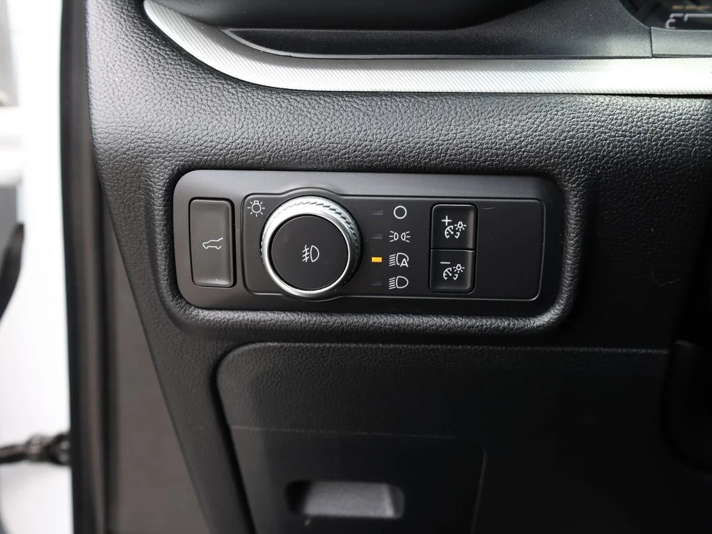 Used 2020 White Ford XLT image 34