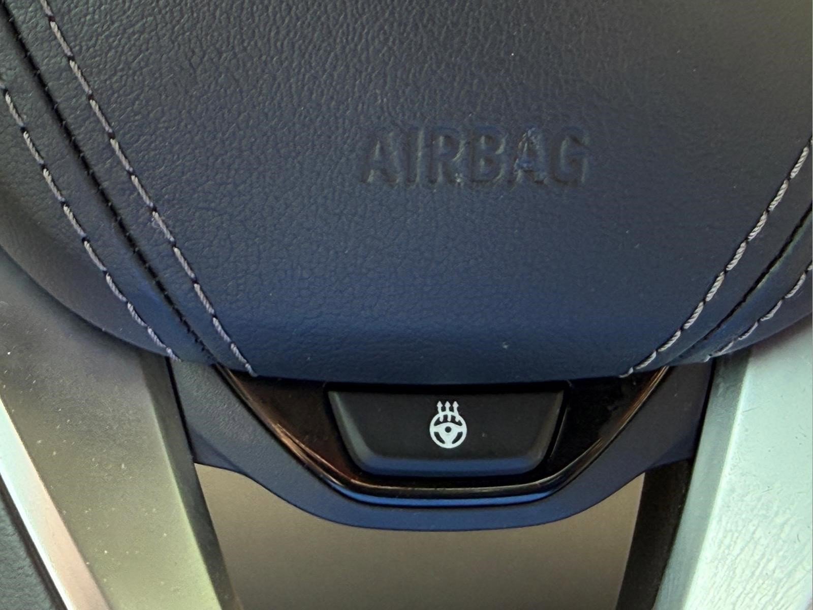 Used 2020 Arctic Gray Metallic BMW sDrive40i image 29