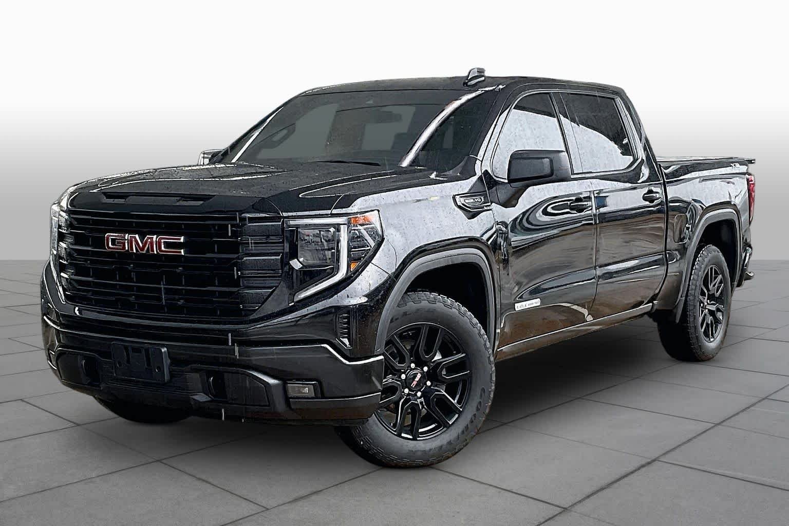 Used 2024 Onyx Black GMC Elevation image 2