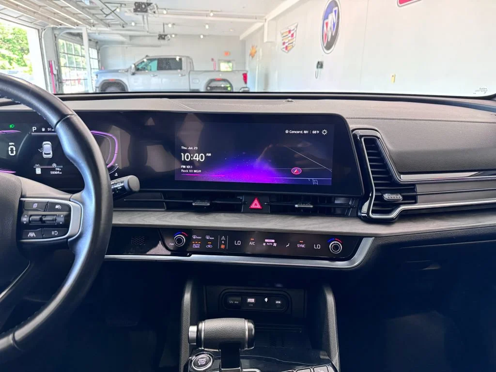 Certified Used 2024 Green Kia X-Line image 17