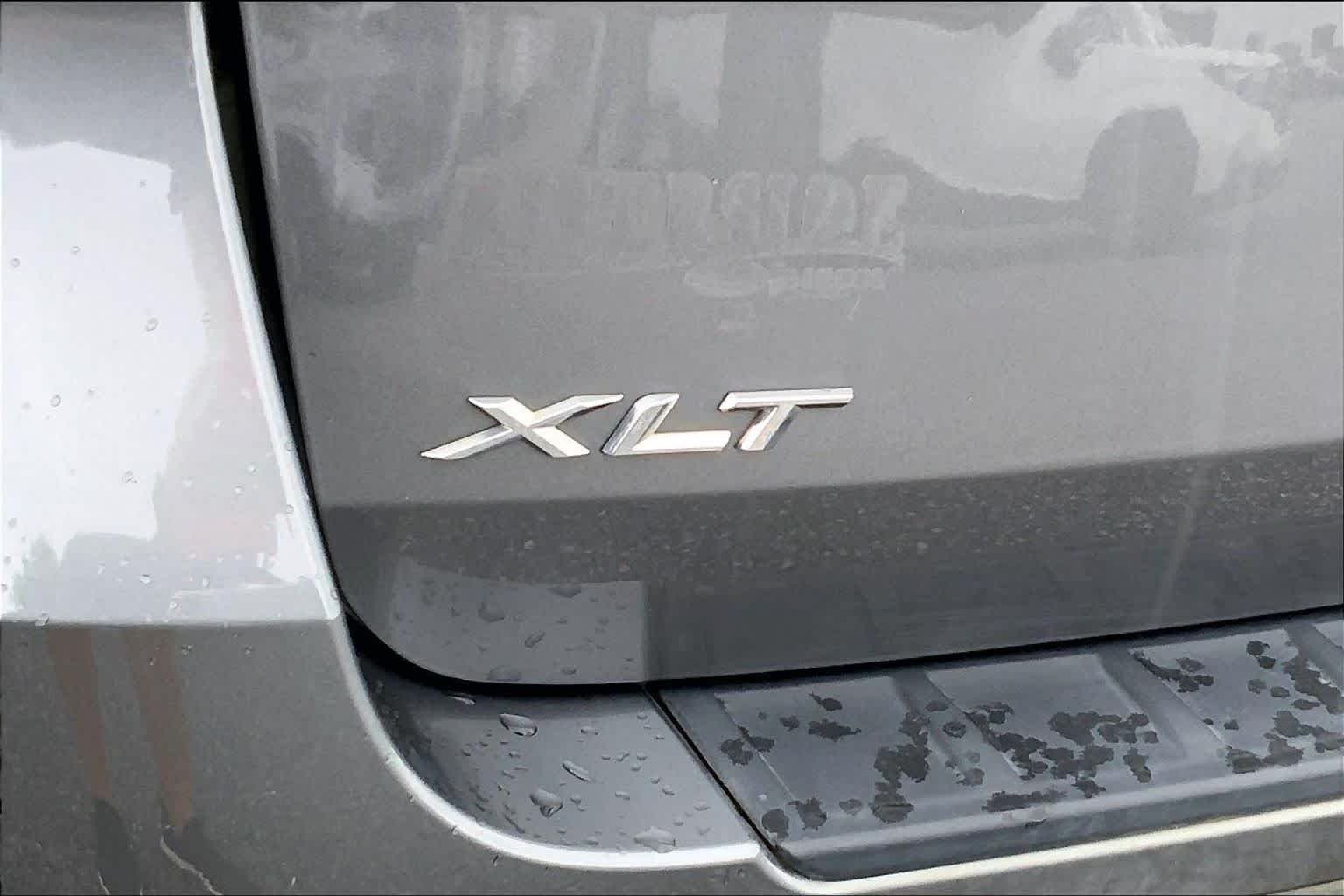 Used 2023 Carbonized Gray Metallic Ford XLT image 30