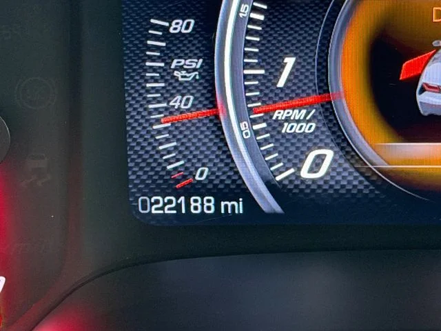 Used 2014 Red Chevrolet Z51 image 17