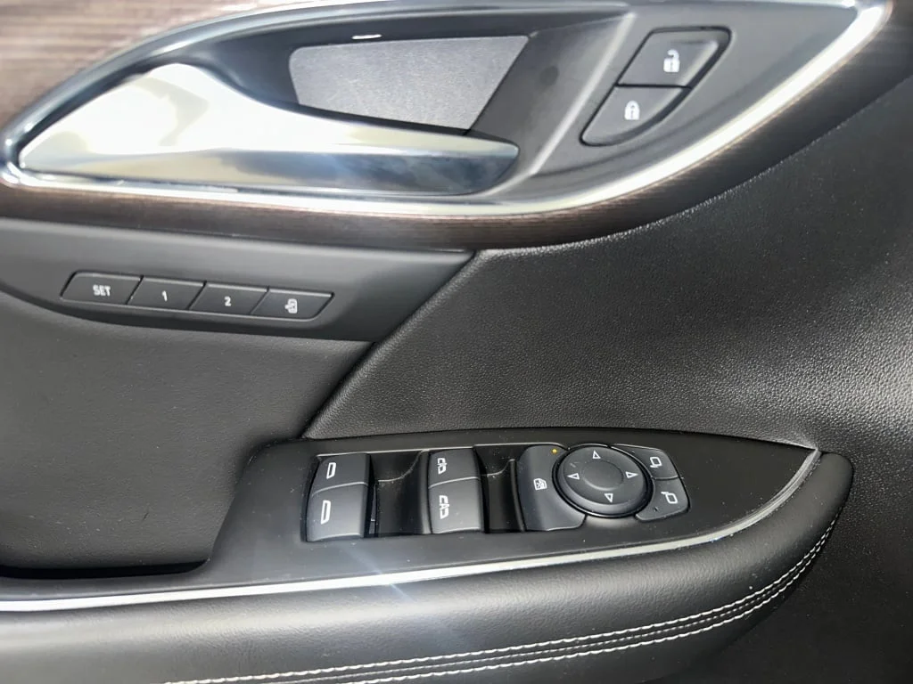 Certified Used 2023 Moonstone Gray Metallic Buick Avenir image 9