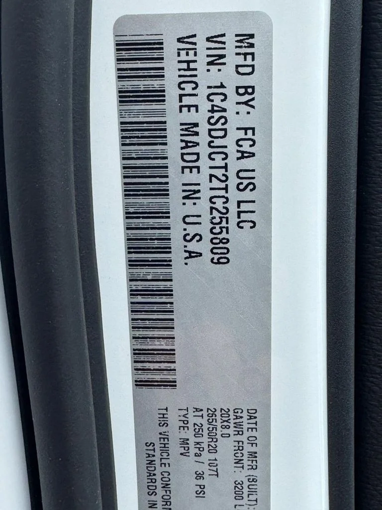 New 2026 White Knuckle Clear-Coat Exterior Paint Dodge GT Plus HEMI V8 image 20