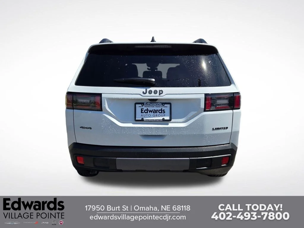 New 2026 Bright White Clear-Coat Exterior Paint Jeep Limited image 4