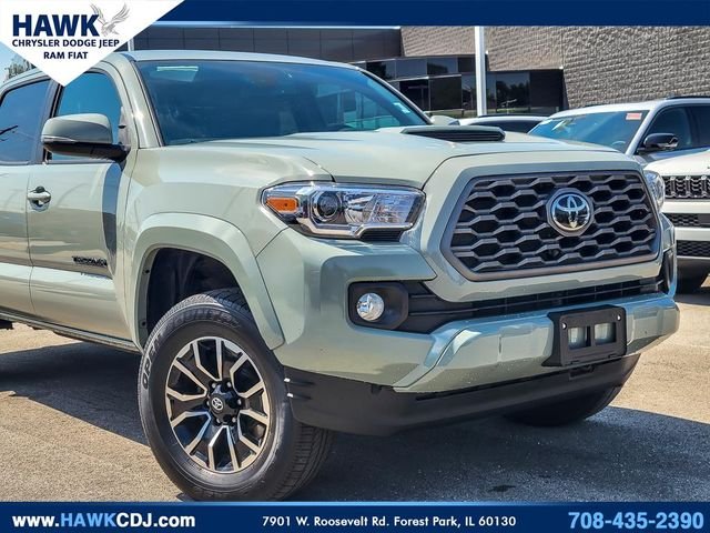 Used 2022  Toyota TRD Sport image 2