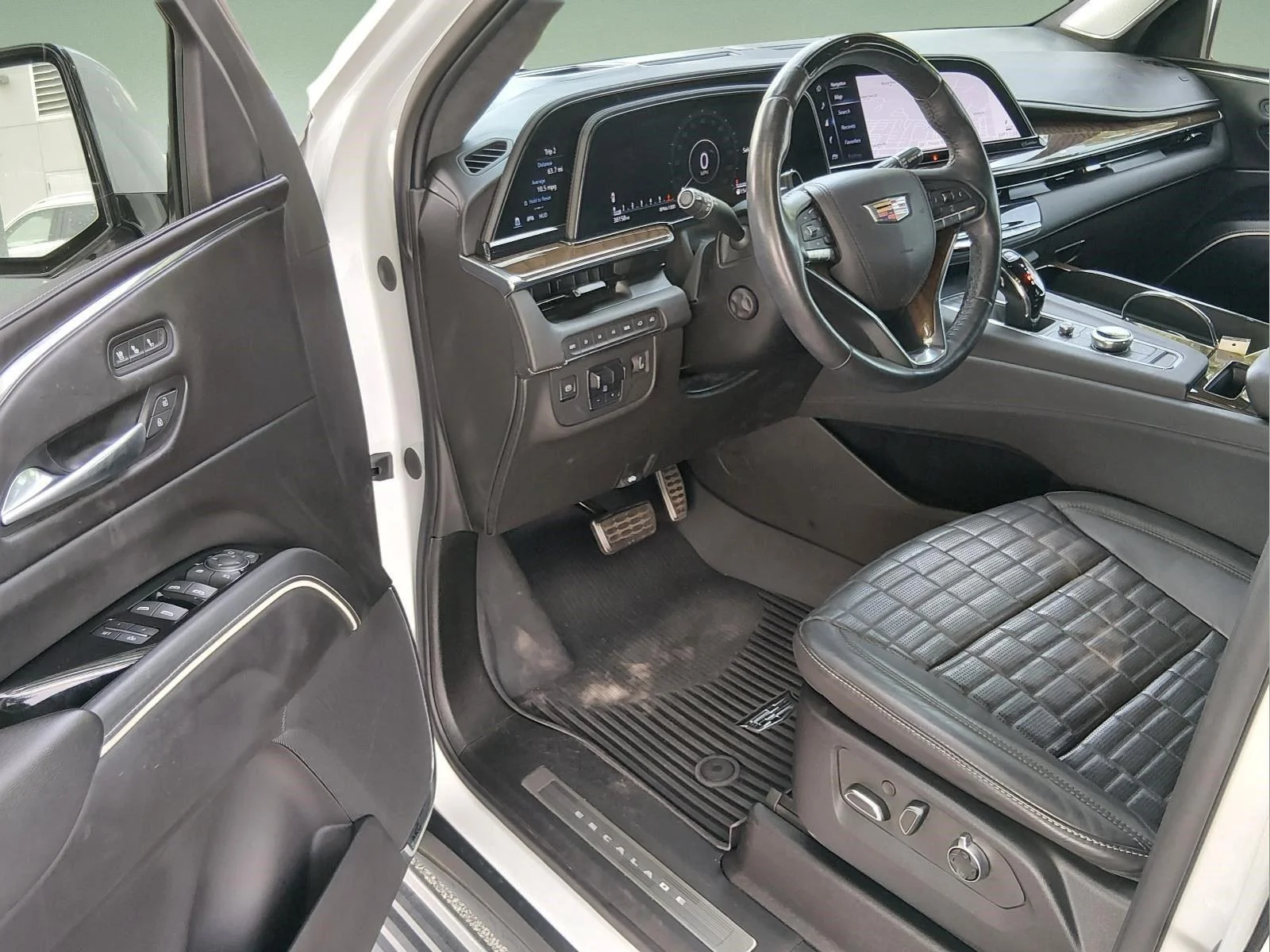 Used 2023 Crystal White Tricoat Cadillac 4WD Sport Platinum image 9