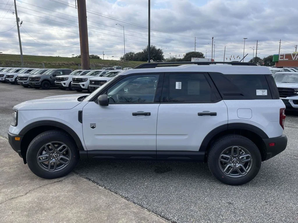 New 2026 White Ford Big Bend image 6