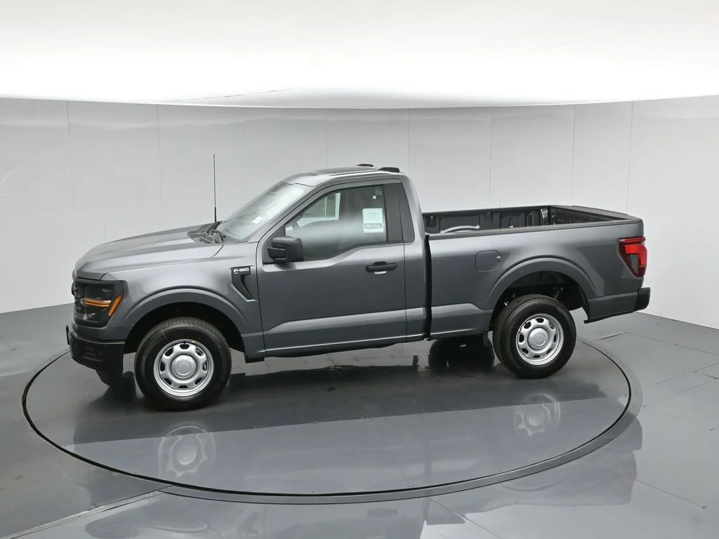 New 2026 Gray Ford XL image 39