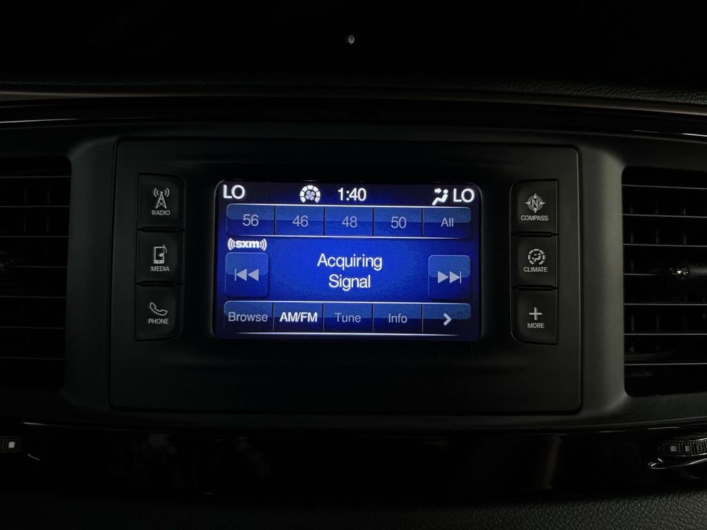 Used 2017 Billet Silver Metallic Chrysler Touring L image 28