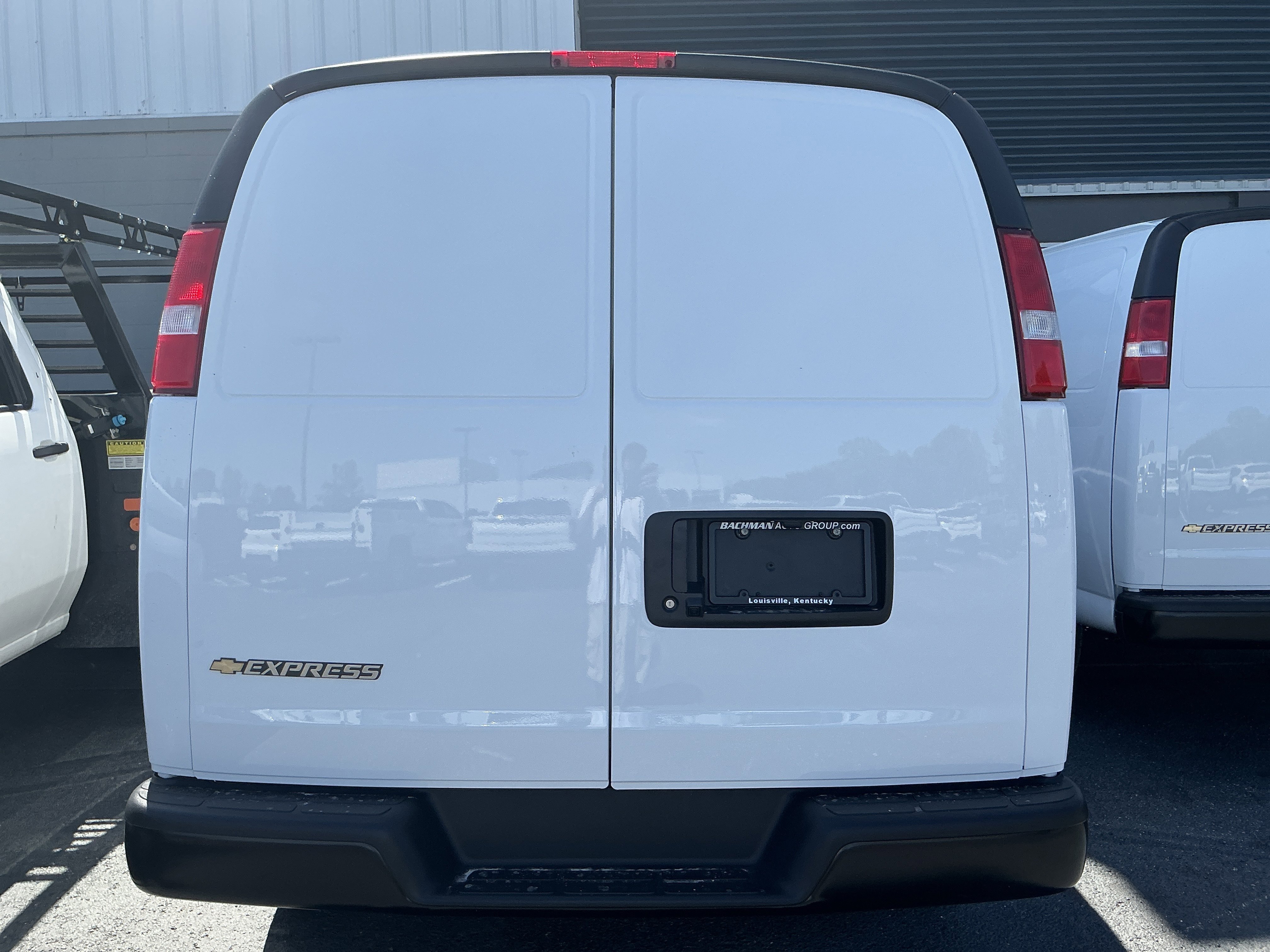2026 Chevrolet Express Cargo Work Van - Photo 6