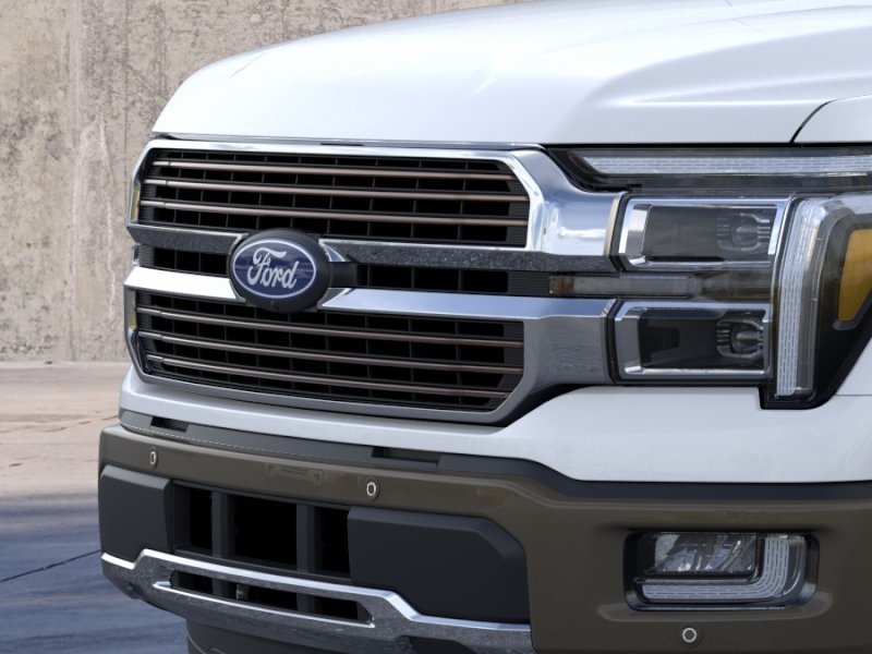 New 2026 Star White Metallic Tri-Coat Ford King Ranch® image 17