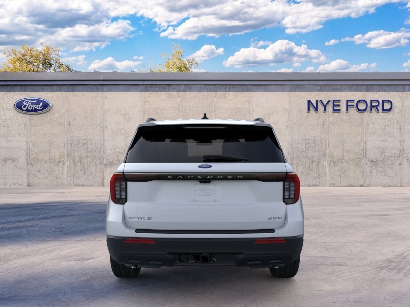 New 2026 Space White Metallic Ford Active image 30