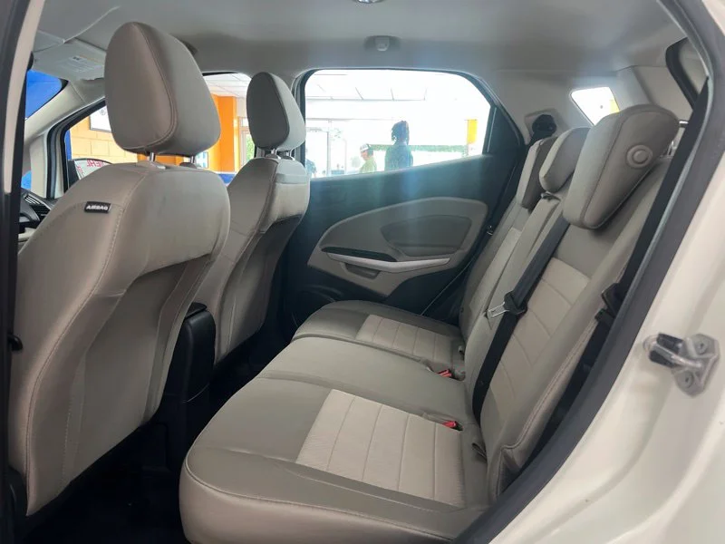 Used 2022 White Ford S image 15