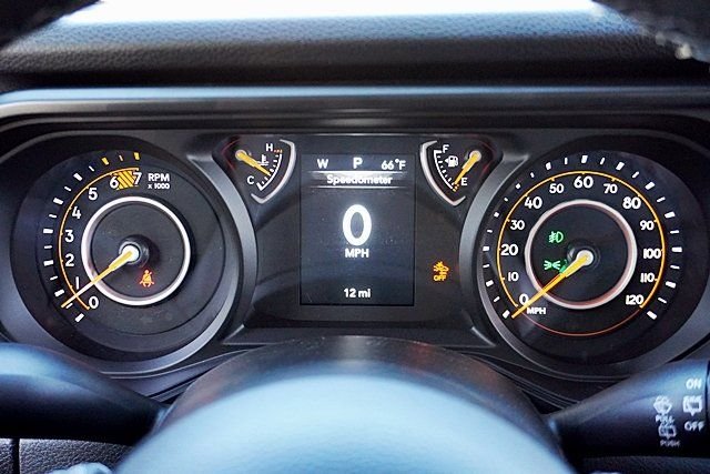 New 2026 Black Clear-Coat Exterior Paint Jeep Sport S image 38