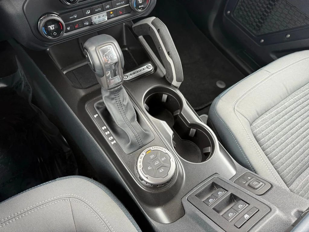 2021 Ford Bronco 4-Door Outer Banks - Photo 13