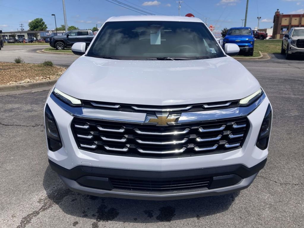 New 2026 Summit White Chevrolet LT image 9