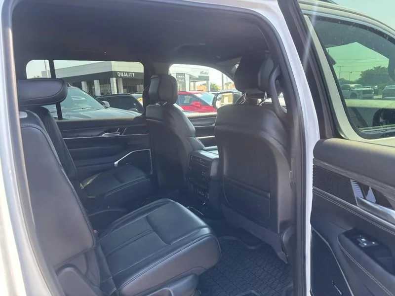 Used 2024 Bright White Clearcoat Jeep Series III image 13