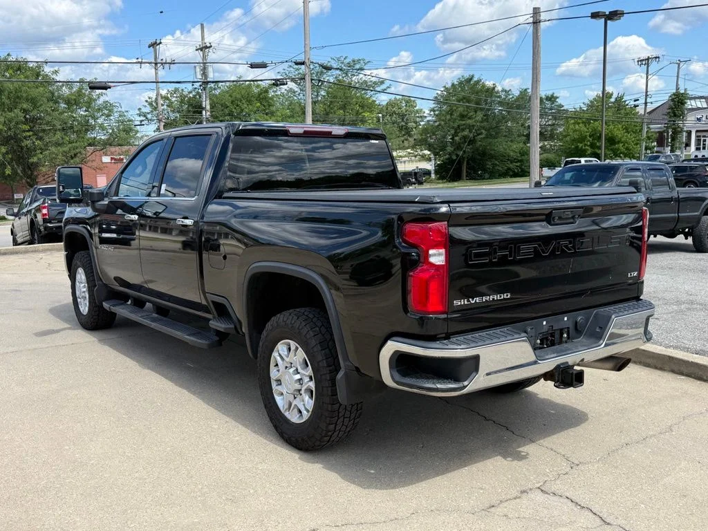 Used 2020 Black Chevrolet LTZ image 9