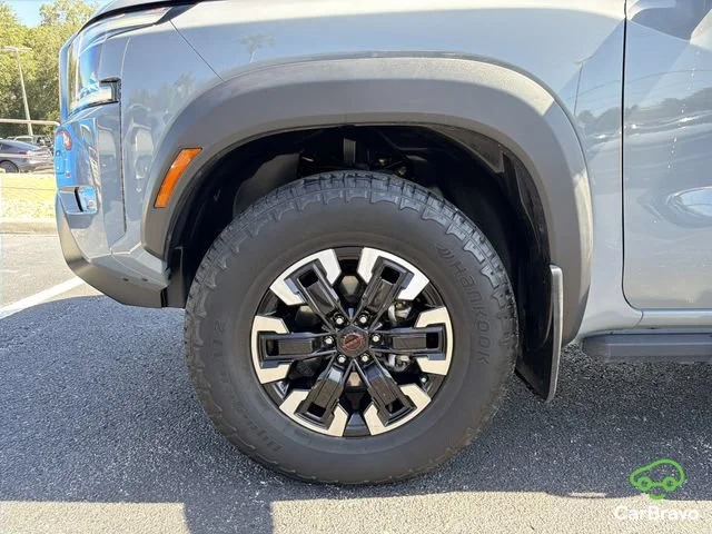 Used 2024 Gray Nissan Crew Cab PRO-4X 4x4 image 30