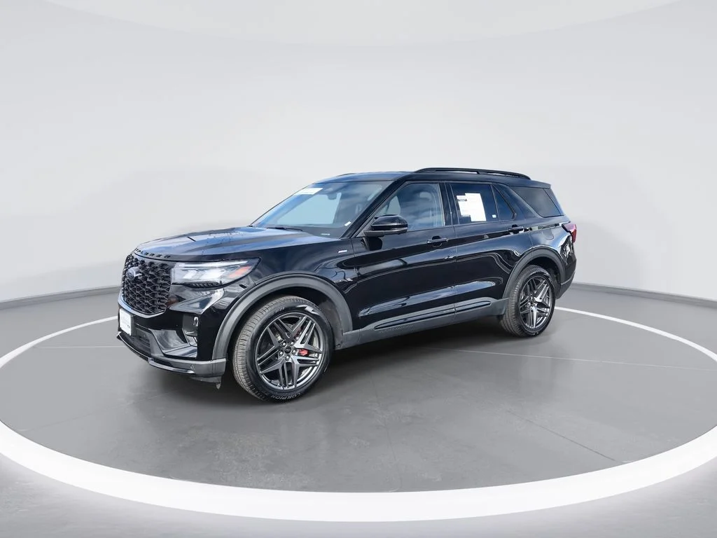 Used 2025 Black Ford ST-Line image 4