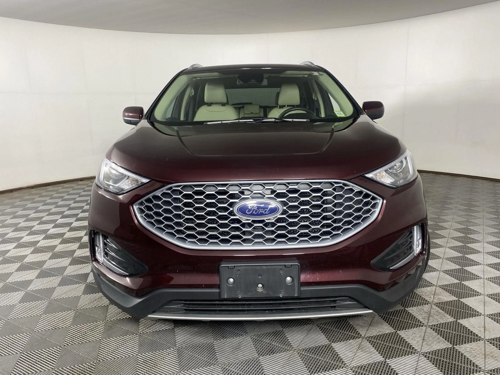 Used 2023 Burgundy Velvet Metallic Tinted Clearcoat Ford SEL image 2