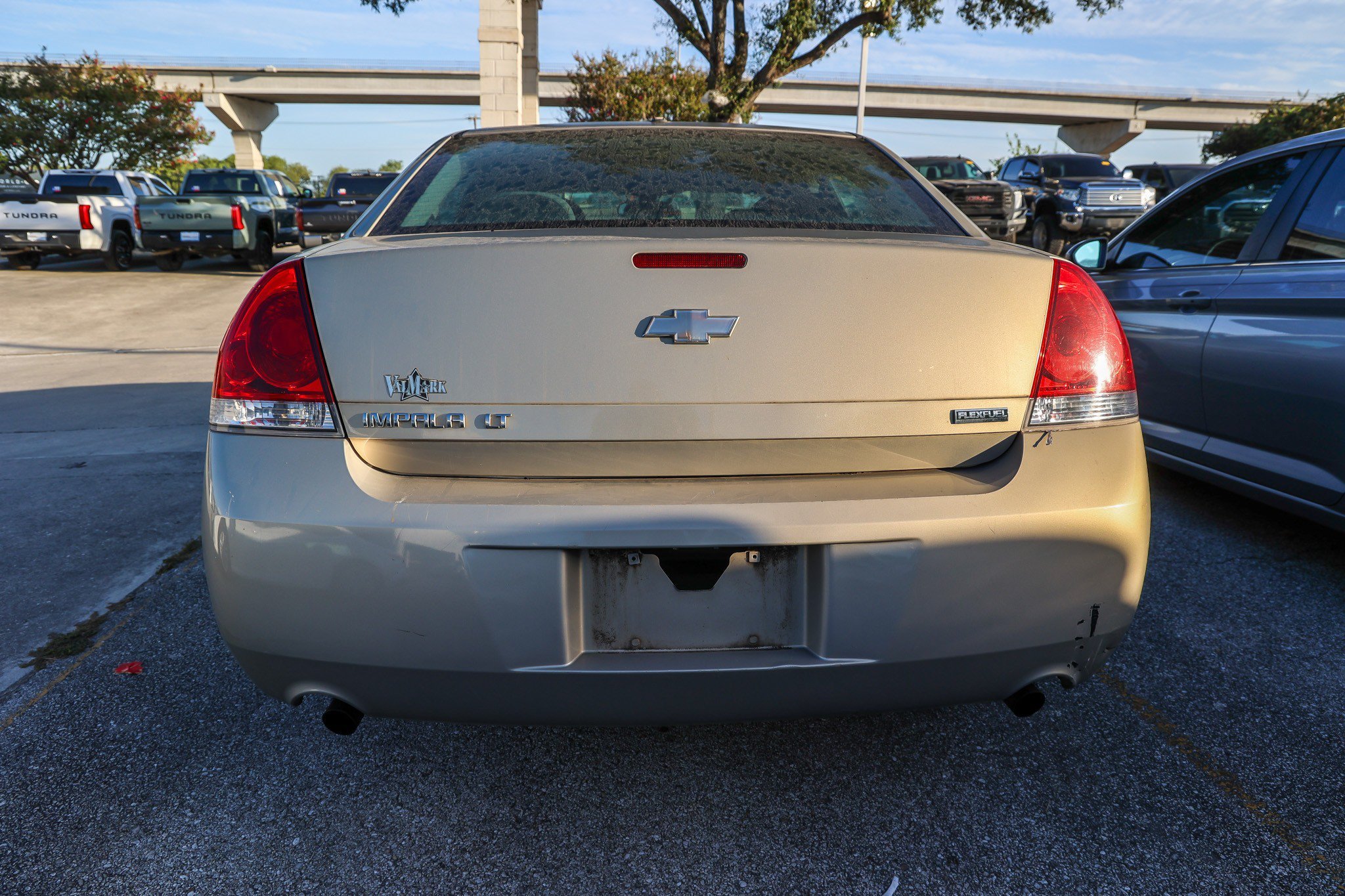 Used 2012 Gold Mist Metallic Chevrolet LT Fleet image 9