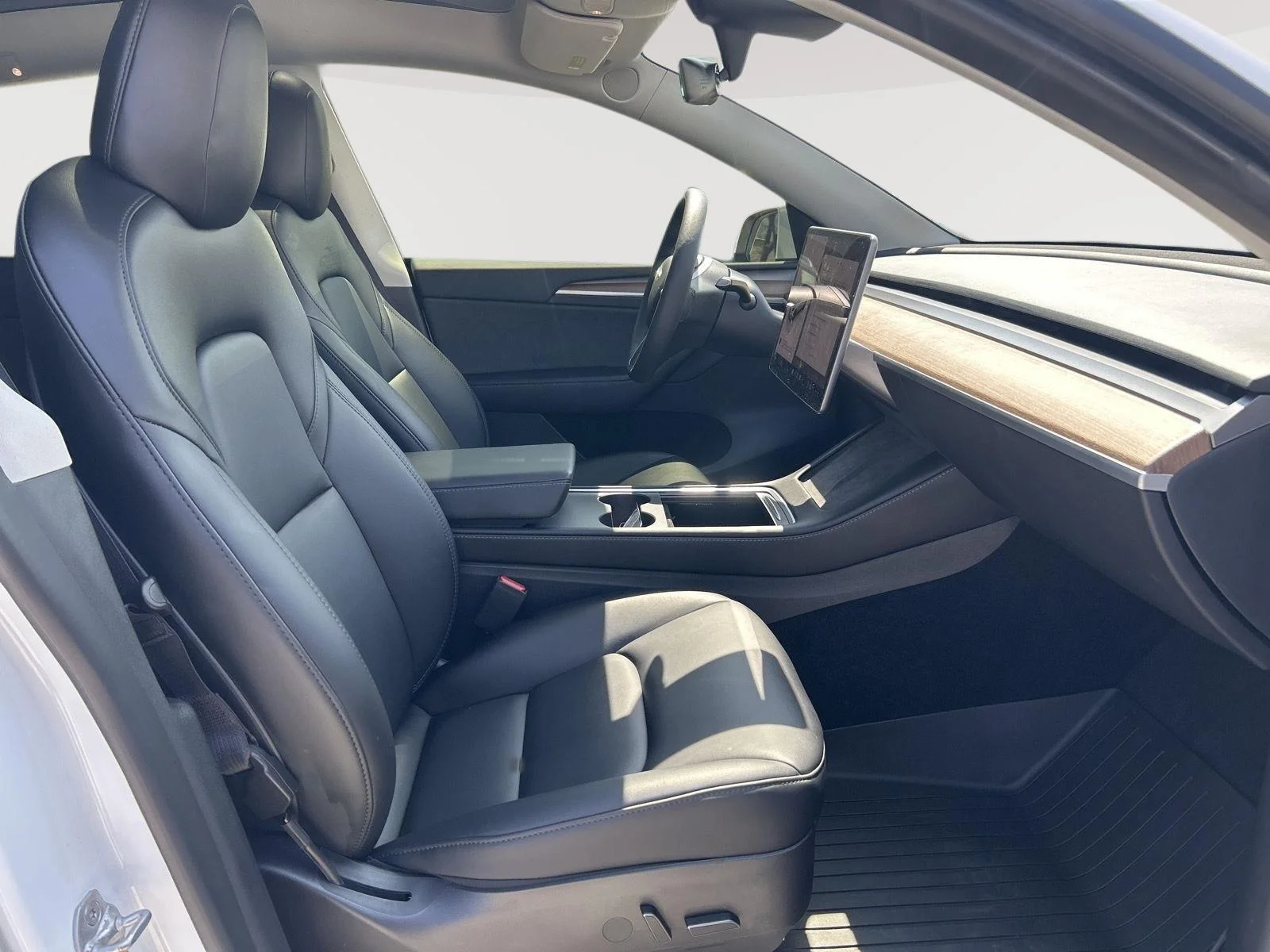 Used 2023 WHITE Tesla Long Range image 22