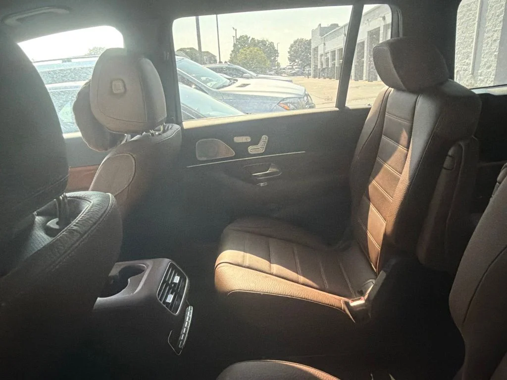 Used 2025 Gray Mercedes-Benz GLS 450 image 10