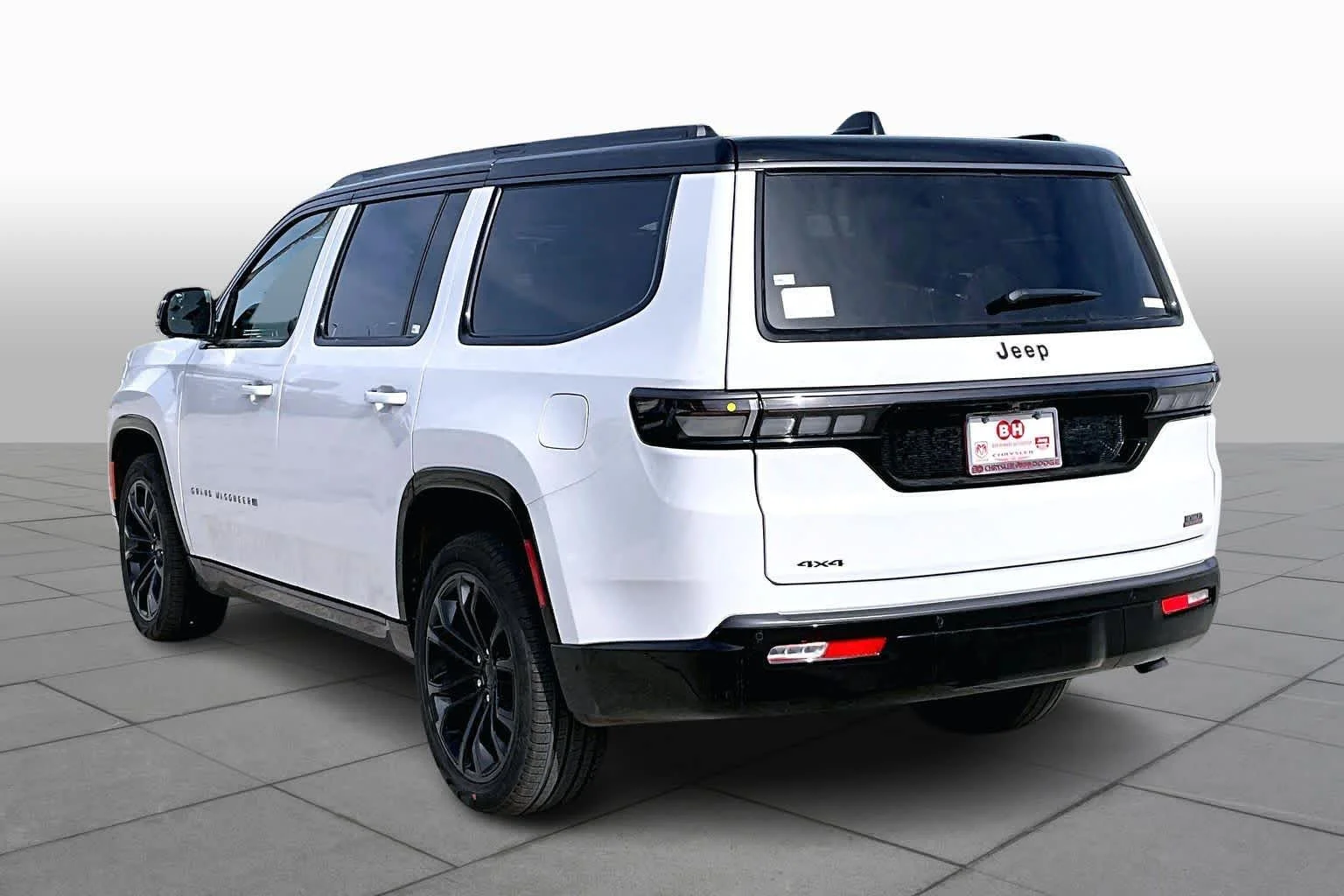 New 2026 Bright White Clear-Coat Exterior Paint Jeep Summit Obsidian image 13