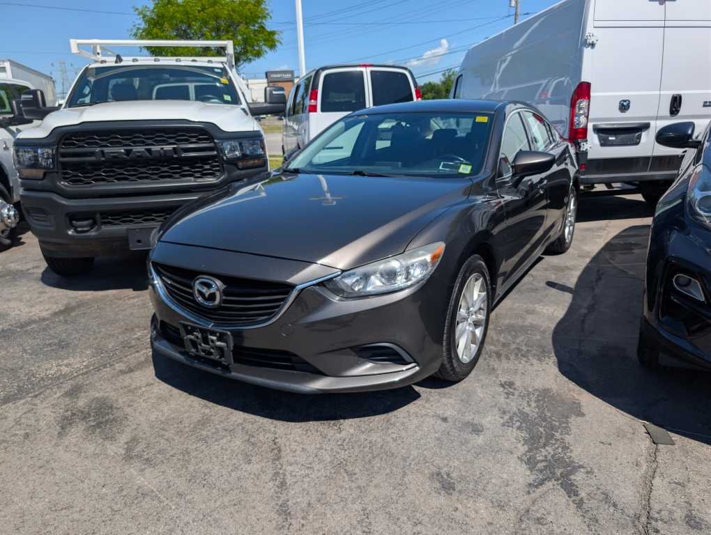 Used 2016 Titanium Flash Mica Mazda i Sport image 3