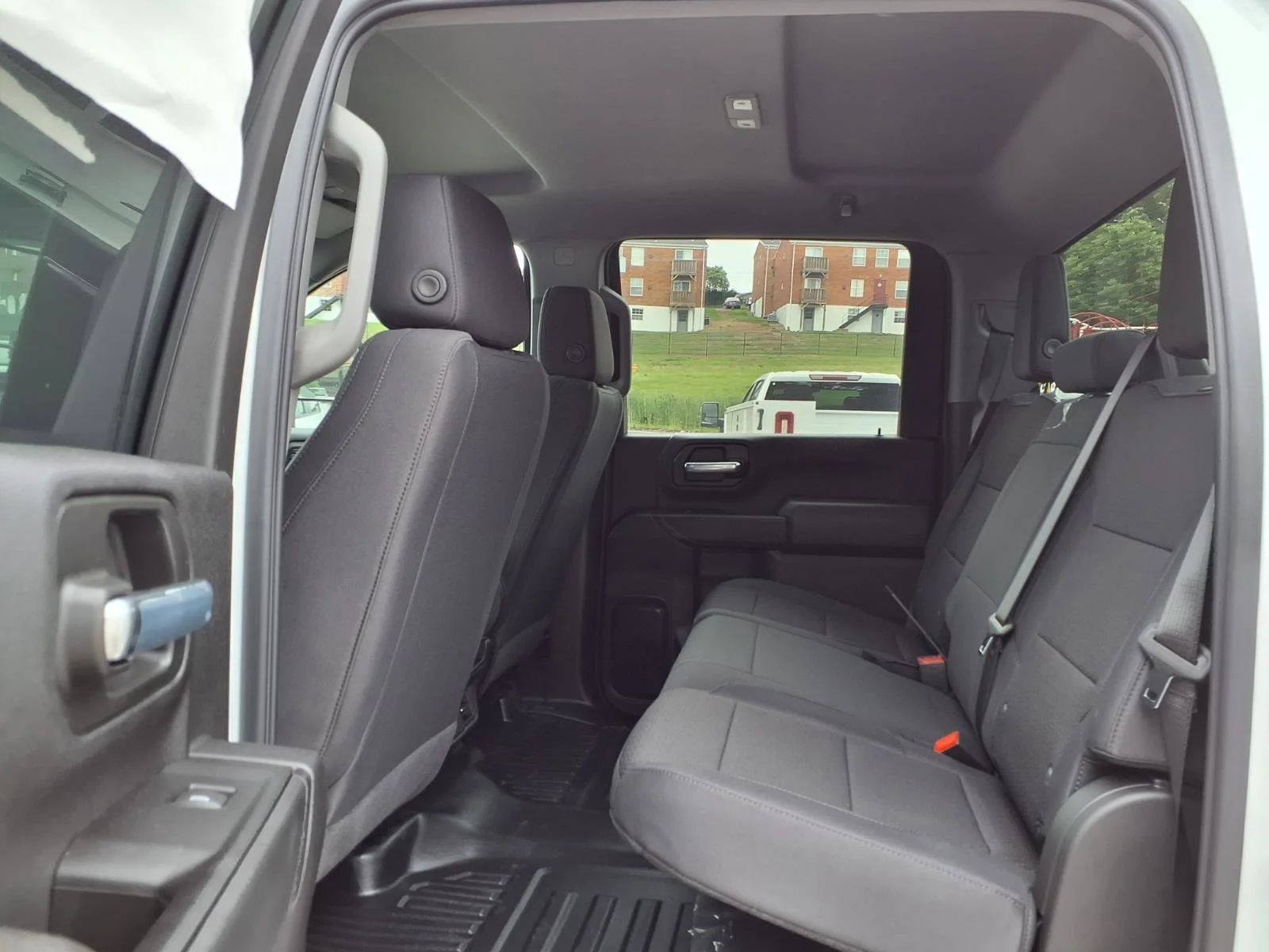 2026 GMC Sierra 3500HD Pro - Photo 20